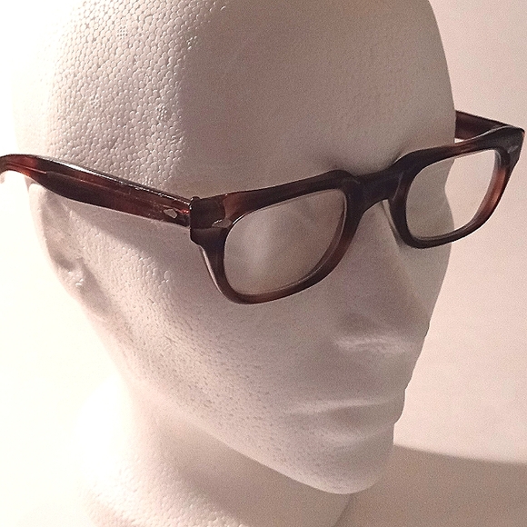 Vintage 1950s American Optical Company Unisex Tortoise Thick Eyeglass Frames - Picture 4 of 14